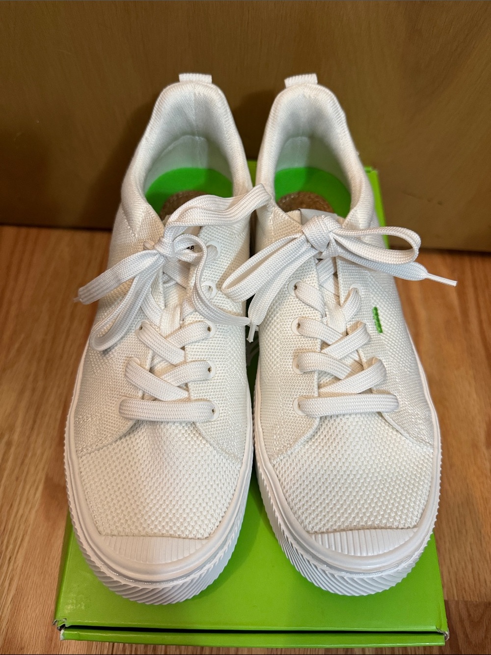 Cariuma IBI Low-Top Off-white Knit Sneaker - Picture 3 of 6